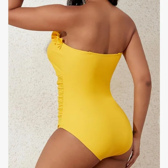 Yellow Ruffle Removeable Strap Swimsuit - Picture 4 of 6